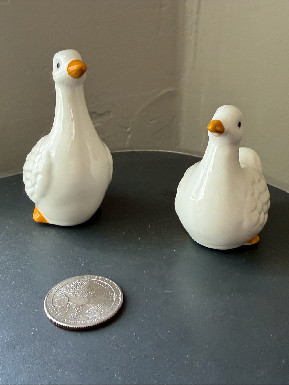 Cracker Barrel Mini salt and pepper shaker- ducks